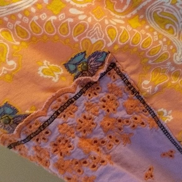 We The Free Feelin' it balloon-sleeve tee in Black - Picture 8 of 8